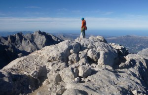 Cima tras Amistad con el Diablo