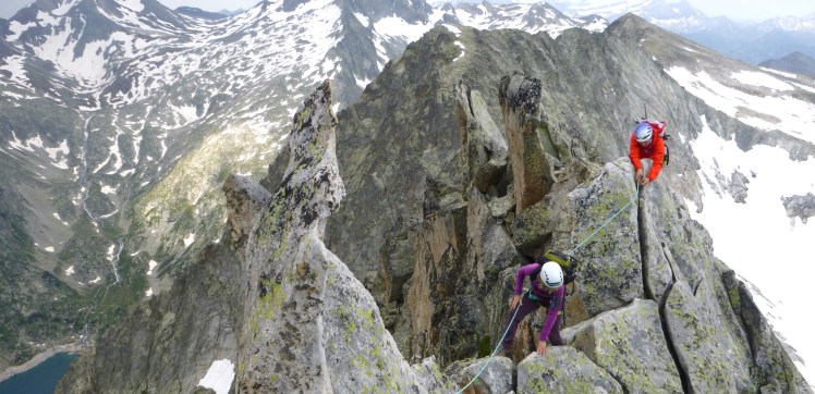 Arista 3 Consejeros Neouvielle guía