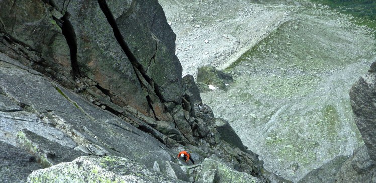 escalada roca chamonix guia de montaña.jpg